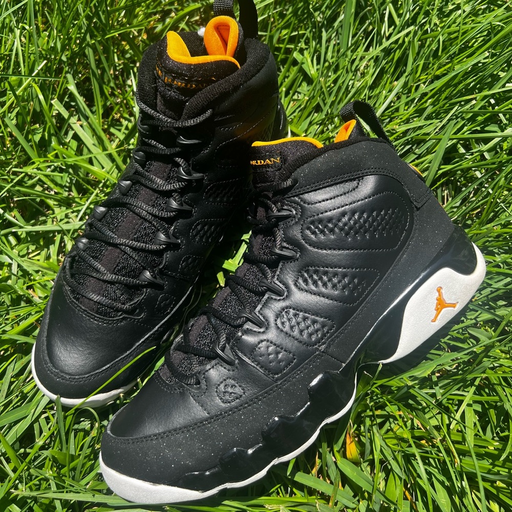 CLEAN Air Jordan 9 size 8.5 Womens Citrus 2010 Retro shoes